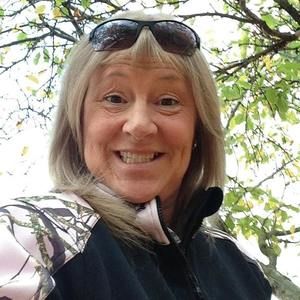 Meet your Posher, Holly